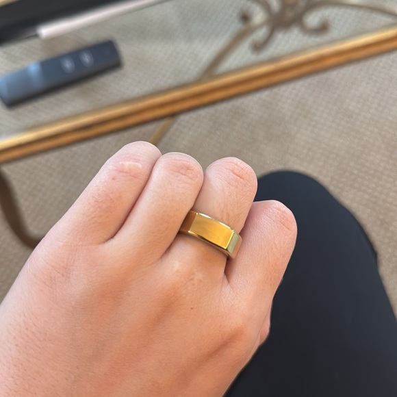Oura Ring Gen3 Heritage Gold w/ 2 Chargers & Box - Picture 6 of 17